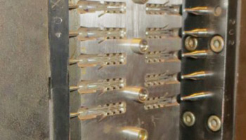 прес-форми на будівельні товари